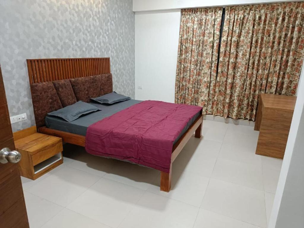Hotel Royal Nest Premium Mundhva Exterior foto