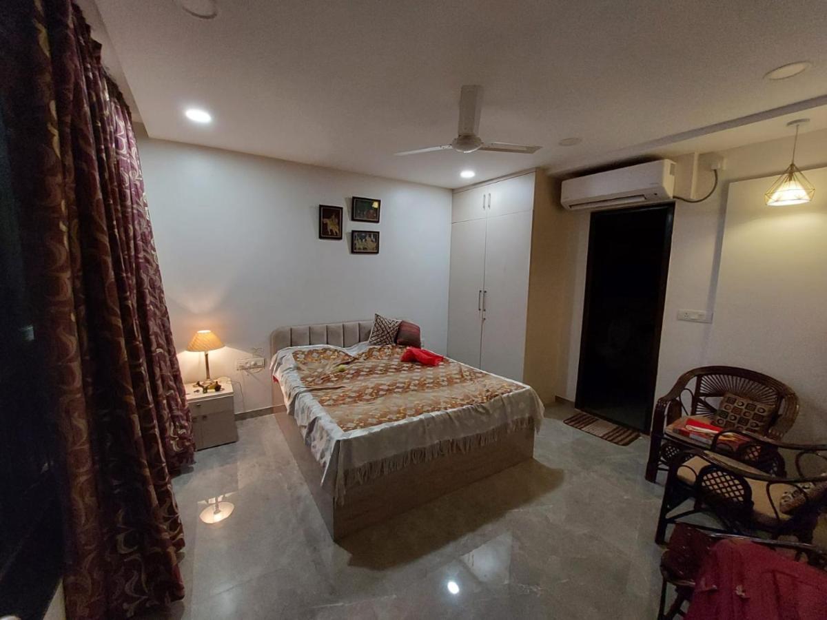 Hotel Royal Nest Premium Mundhva Exterior foto