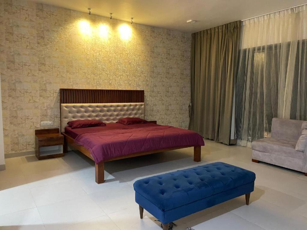 Hotel Royal Nest Premium Mundhva Exterior foto